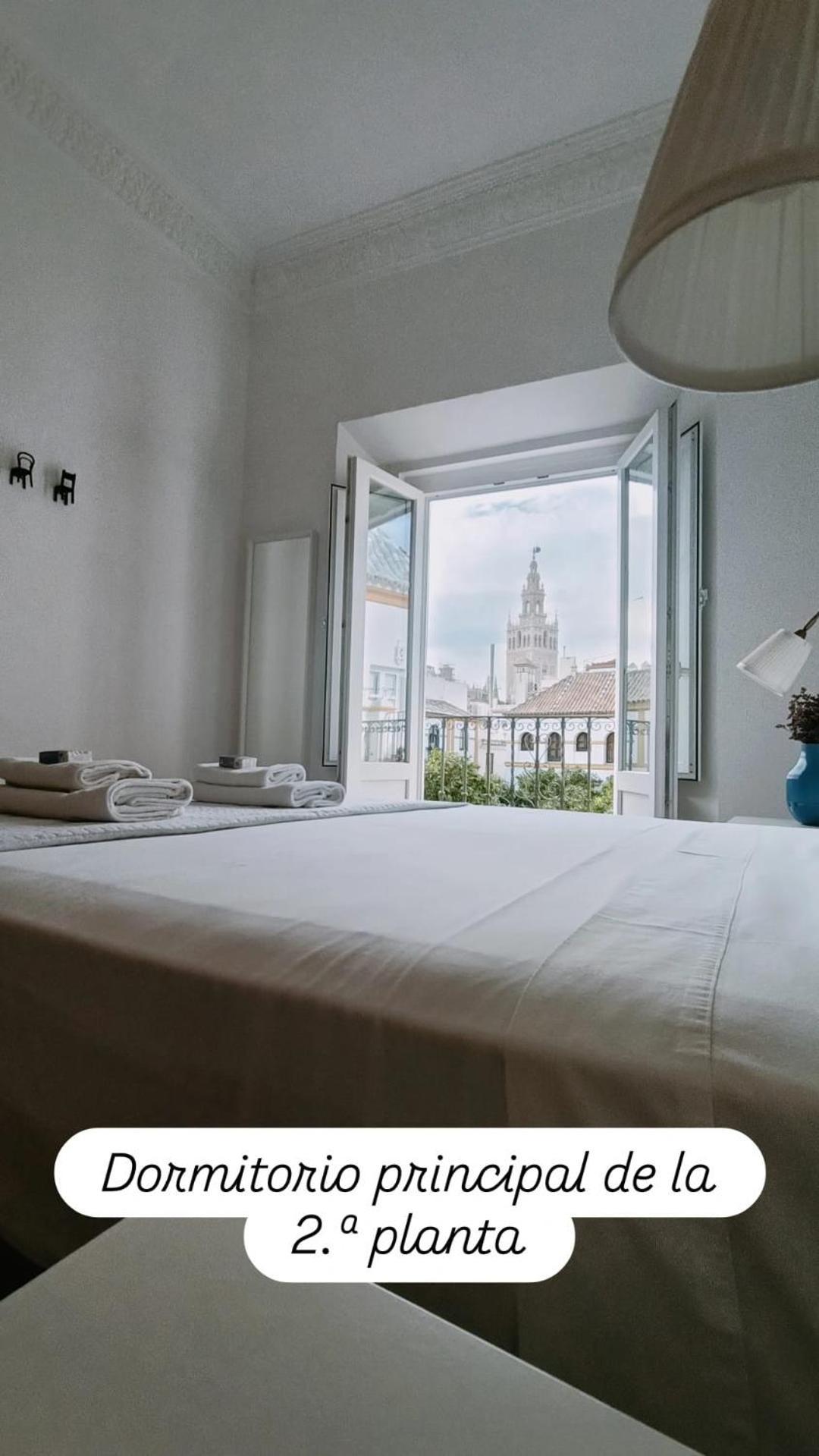 Apartamentos En La Plaza Dona Elvira, 7 Sewilla Zewnętrze zdjęcie